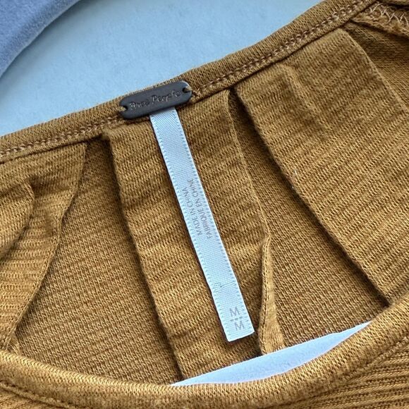 Free People Blouse Womens Medium Long Sleeve Pleated Balloon Cuff Pullover Top - Picture 4 of 7